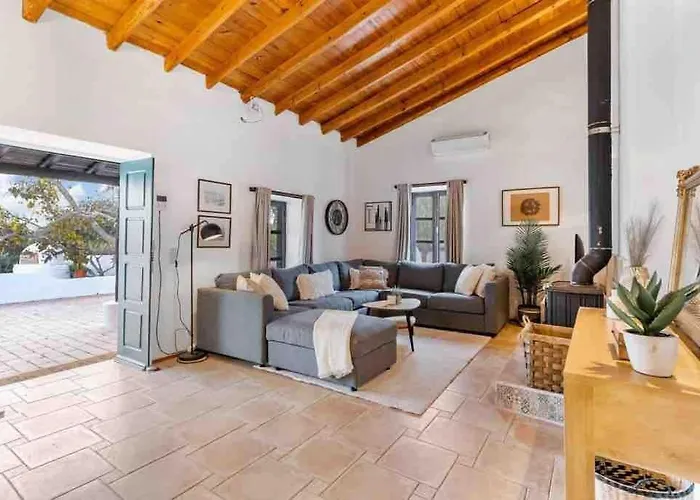 Seaview With Private Pool & Gardens Near Benagil